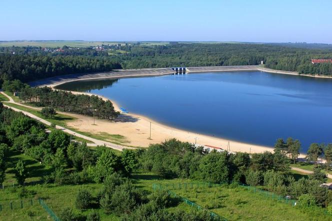 Jezioro Chańcza w Świętokrzyskiem zaprasza w czasie wakacjiw