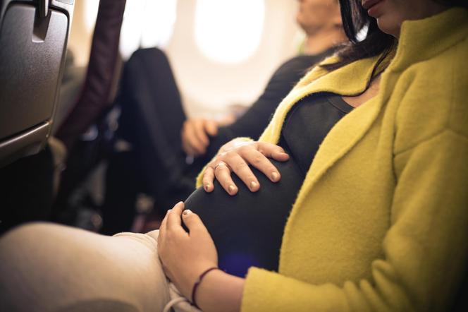 Niezwykły poród na pokładzie samolotu. „Dziecko nie chciało czekać na lądowanie”