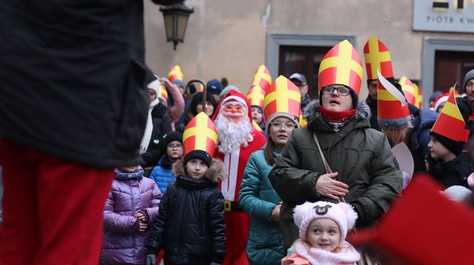 Ulicami Lublina przeszedł Orszak św. Mikołaja