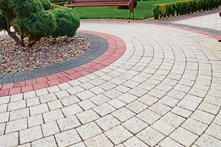 Nawierzchnia ze spadkiem