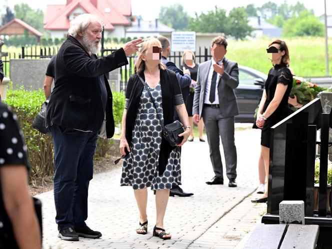 Smutny Andrzej Grabowski stanął nad grobem kolegi w Krakowie