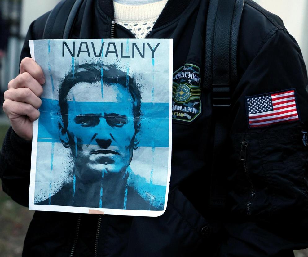 Aleksiej Nawalny nie żyje. Matka rosyjskiego opozycjonisty podróżuje do kolonii karnej, w której zmarł jej syn