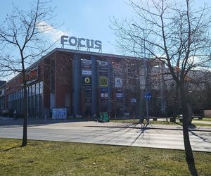 Kiedyś były tu Bydgoskie Zakłady Mięsne, teraz jest popularna galeria handlowa! Mało kto już o tym pamięta