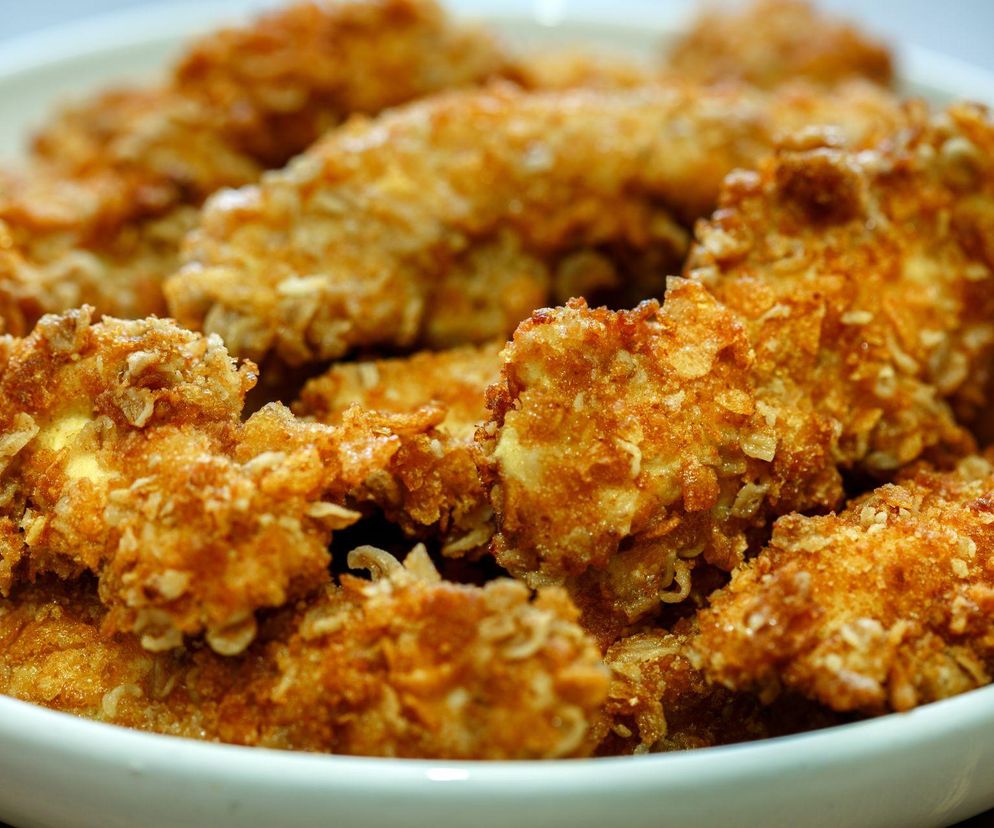 Chrupiące polędwiczki z kurczaka z piekarnika – szybki i lekki obiad, który zawsze się udaje