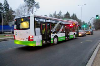 50 autobusów hybrydowych wyjedzie na ulice Warszawy [AUDIO]