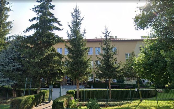 8. IX Liceum z Oddziałami Dwujęzycznymi