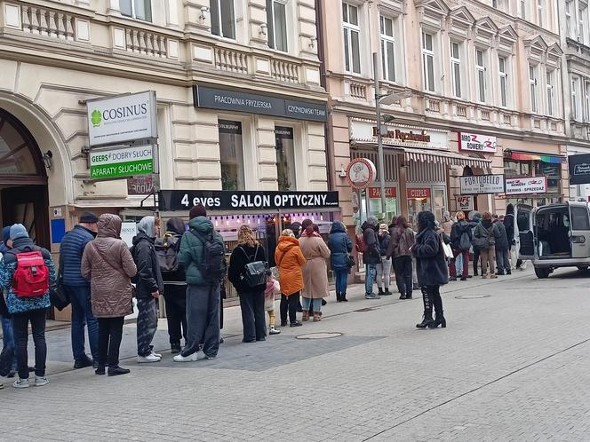 Kolejki pod cukierniami w Poznaniu. Tłusty czwartek 2024