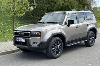 Nowa Toyota Land Cruiser. Klasyczna terenówka w nowoczesnym wydaniu