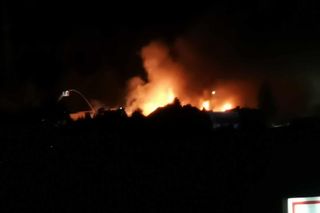 Pożar magazynu farb i lakierów przy ulicy Witosa w Kielcach