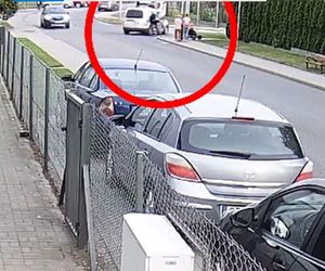 Wyprzedzając nastolatka na skrzyżowaniu, kobieta zajechała mu drogę