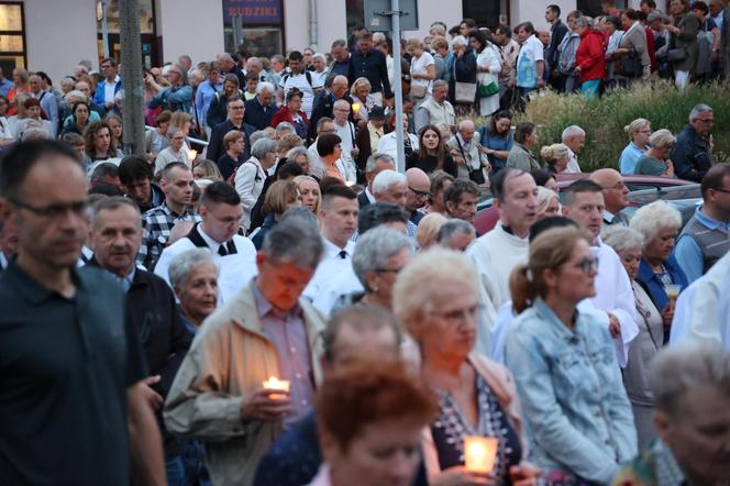 75 lat temu obraz Matki Boskiej w Lublinie zapłakał. Wierni uczcili rocznicę „Cudu lubelskiego” procesją różańcową