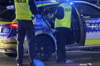 Potworny wypadek w Warszawie. Zderzenie karetki z autem osobowym. Są ranni