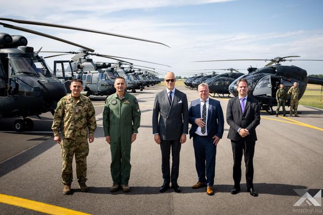 Węgierskie H225M w komplecie