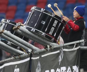 Górnik Zabrze zmierzył się z Zagłębiem Lubin. Kibice rozgrzewali piłkarzy z trybun