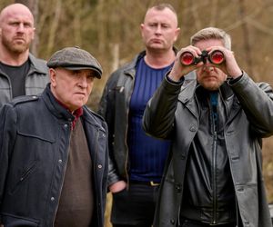 Na Wspólnej odc. 4042. Seba (Bartosz Głogowski), Zawias (Sławomir Sulej)