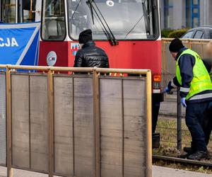 Szkoła opłakuje tragicznie zmarłą Emilkę. 15-latka została potrącona przez tramwaj