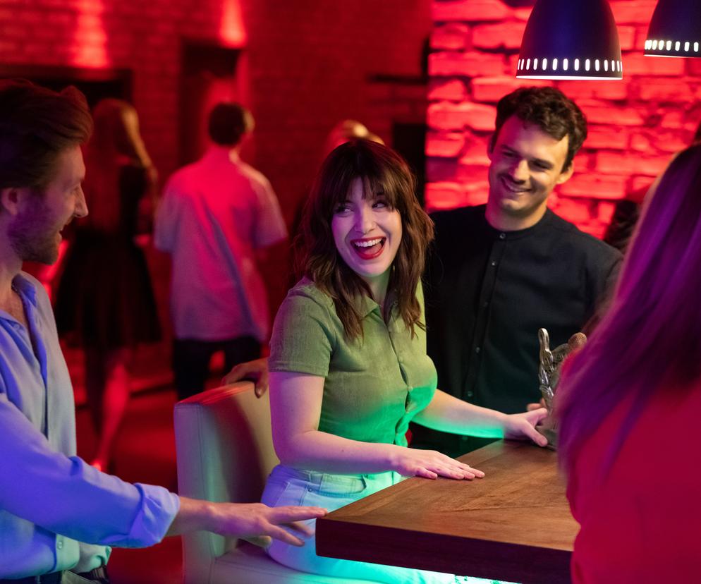 Barwy szczęścia, odc. 2699: Agata (Natalia Zambrzycka), Ignacy Kieliszewski (Olaf Staszkiewicz)