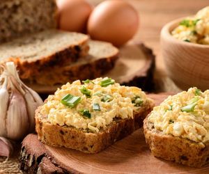 Nie ser żółty, nie awokado. Do pasty jajecznej dodaję tani strączek z puszki 