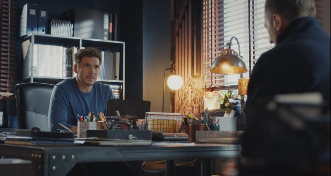 M jak miłość odc. 1869. Bartek (Arkadiusz Smoleński), Marcin (Mikołaj Roznerski)