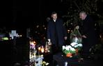 Prezydent Andrzej Duda z ojcem zapalili znicz na grobie opozycjonisty