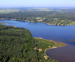 Jezioro Chańcza w Świętokrzyskiem zaprasza w czasie wakacjiw