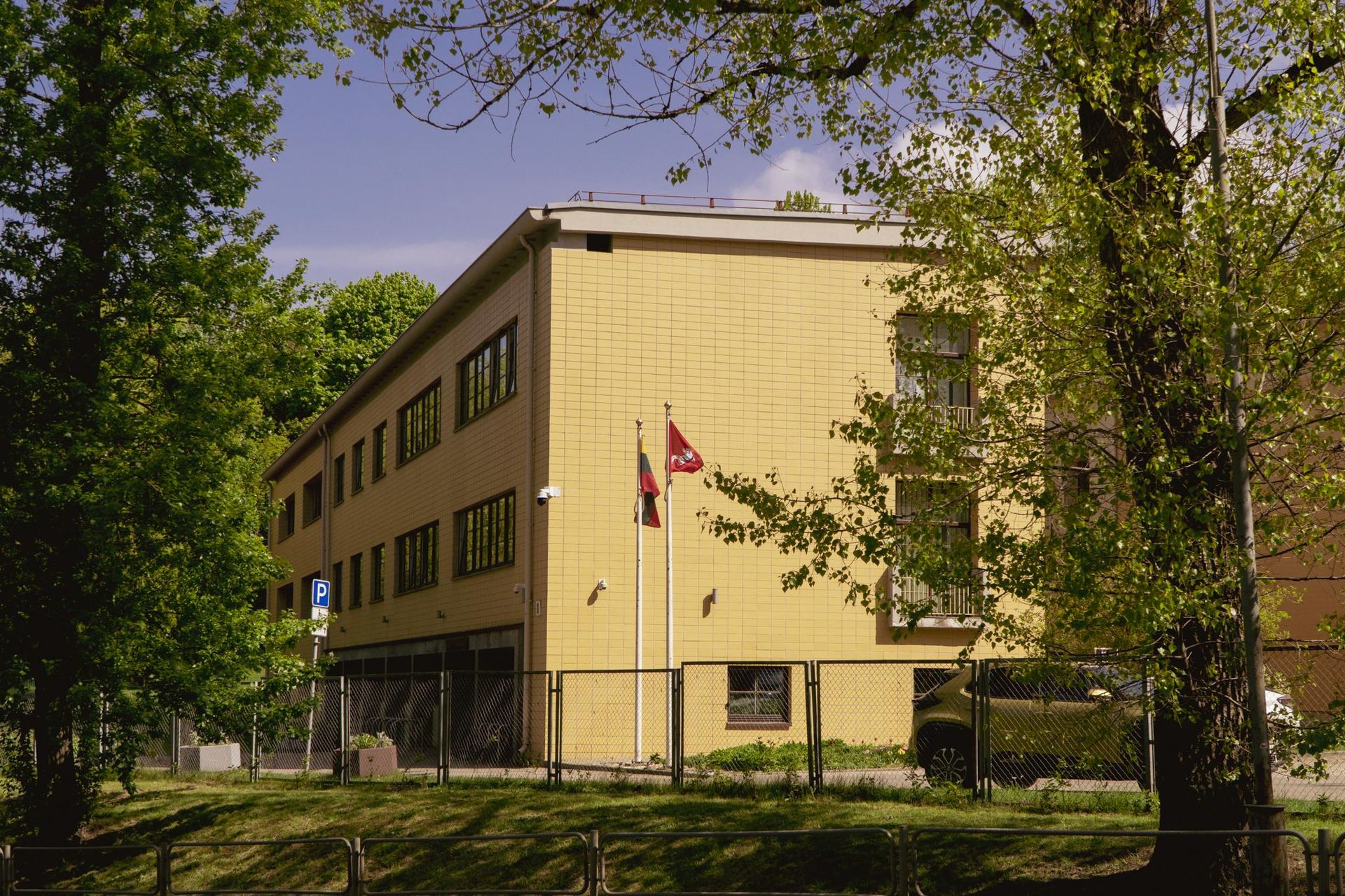 Szkoła projektu Romualda Gutta w Wilnie