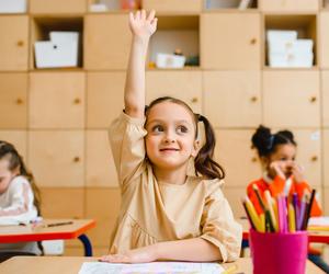 Dobry start - do kiedy złożyć wniosek o 300 złotych na wyprawkę szkolną? Musisz się spieszyć! 