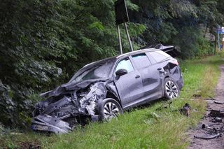 Czołówka pod Wołominem. Dwie osoby w szpitalu