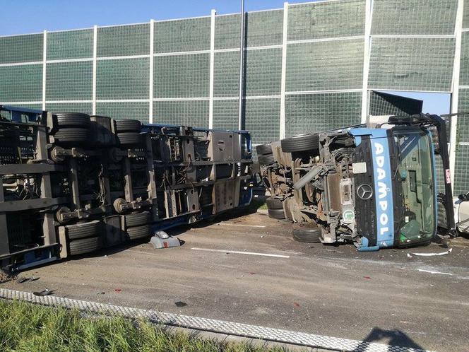 Wypadek na DK1 w Tychach