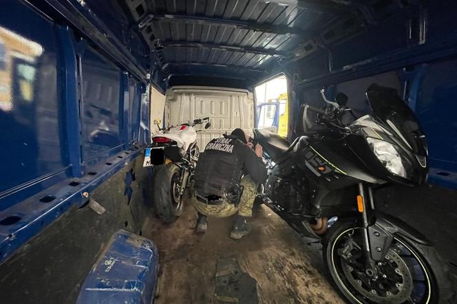 Strażnicy graniczni ze Świecka odzyskali dwa skradzione w Berlinie motocykle