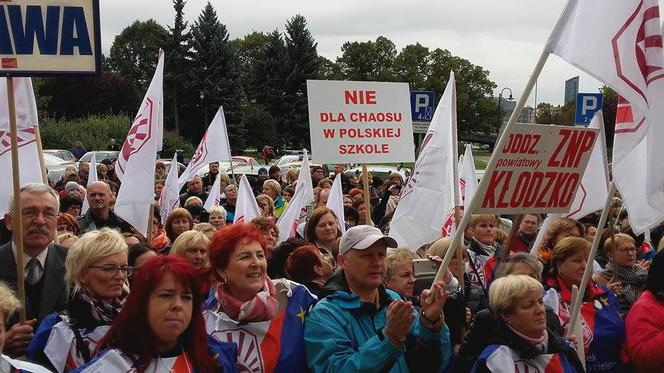 Protest nauczycieli we Wrocławiu