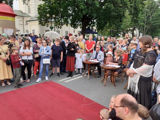 Siedlczanie mogli wsiąść w wehikuł czasu i zobaczyć ulicę Pułaskiego - Piękną sprzed stu lat