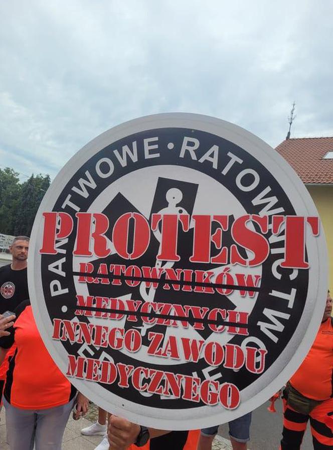 Protest ratowników medycznych w Olsztynie