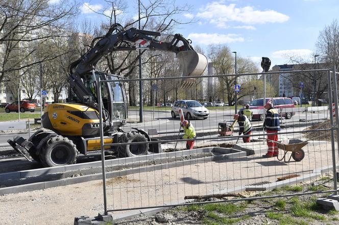 Ostatnie asfaltowanie Sokratesa. Otwarcie po majówce