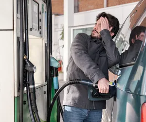 Niższy VAT na paliwo już zniknął?