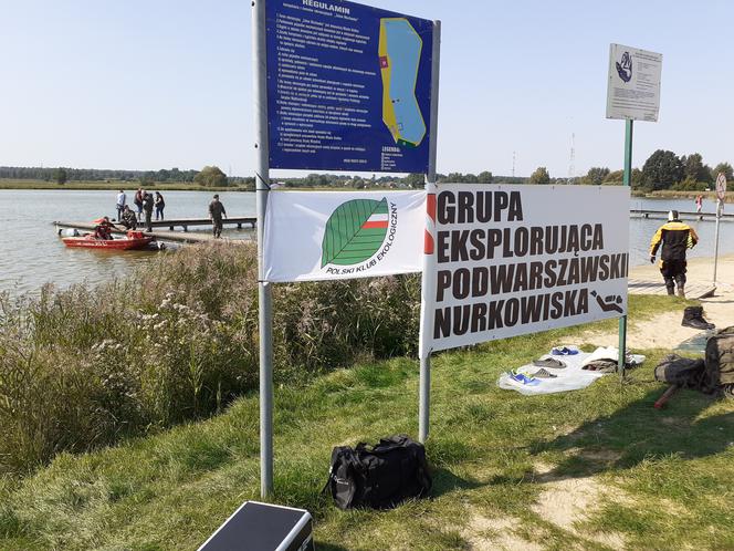 Sprzątanie dna i brzegów siedleckiego zalewu "Muchawka" - wrzesień 2020 r.