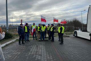 Rolnicy protestowali w Kołbaskowie. Domagają się działań w sprawie pryszczycy