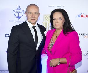 Szymon Marciniak z żoną