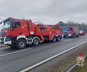 Wypadek na D10 pomiędzy Bydgoszczą a Toruniem. Zderzyły się cztery pojazdy. Jedna osoba nie żyje [ZDJĘCIA]