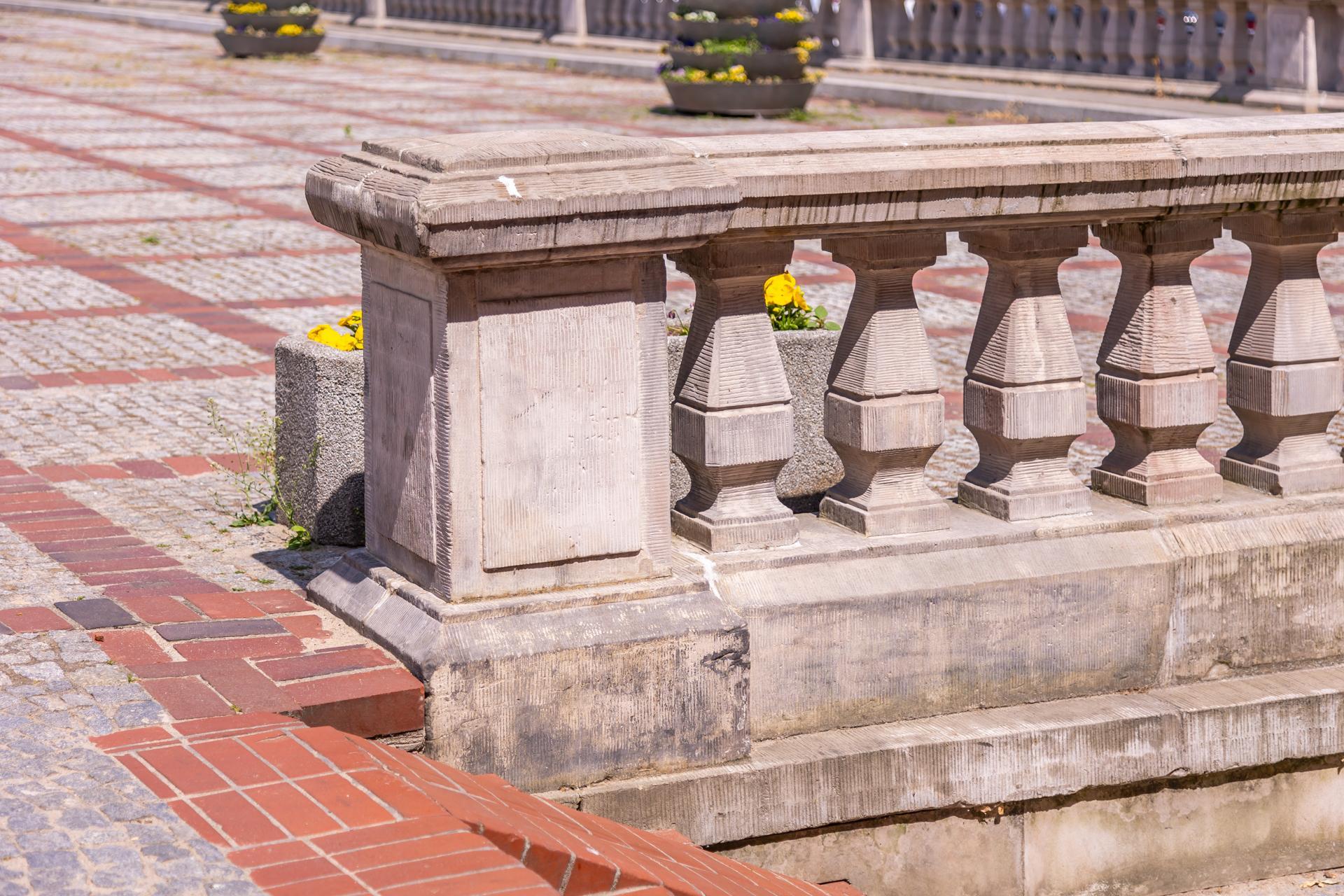 Mariensztat w Warszawie - zdjęcia. Niewykorzystany potencjał w centrum miasta