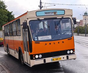 Noc Muzeów 2025. Warszawiacy szturmowali muzea nocą