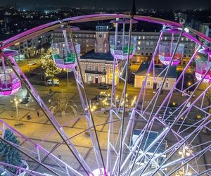 Świąteczne iluminacje w Częstochowie gotowe na jarmark bożonarodzeniowy