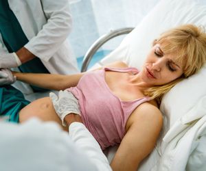 Faza parcia czyli jak rodzi się dziecko podczas porodu naturalnego
