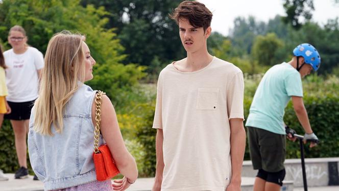 Barwy szczęścia, odc. 2570: Grażyna (Kinga Suchan), Wiktor (Grzegorz Kestranek) 