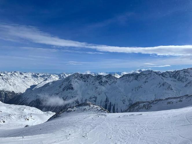 Zobacz, jak wygląda Austria w pełni sezonu narciarskiego 