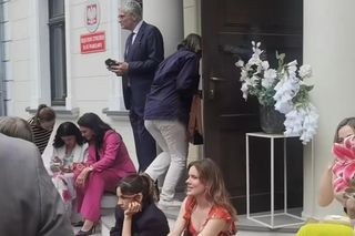 M jak miłość po wakacjach. Małgorzata (Aleksandra Pieczyńska), Kinga (Katarzyna Cichopek), Franka (Dominika Kachlik), Erwin (Andrzej Dopierała)