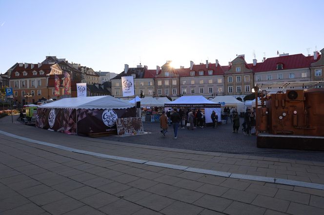 Festiwal Czekolady i Słodkości na placu pod zamkiem w Lublinie 