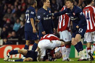 Złamana noga Ramseya - tragedia na meczu Arsenalu ze Stoke (ZDJĘCIA!)