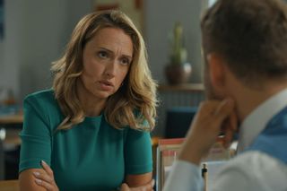 Barwy szczęścia, odcinek 3137: Asia zwątpi w miłość Huberta! Zwierzy się Klemensowi, że ukochany wciąż myśli o Klarze - ZDJĘCIA