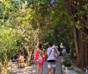 Katarzyna Skrzynecka na wakacjach, ale to córka zgarnia lajki. Te zdjęcia trzeba zobaczyć!